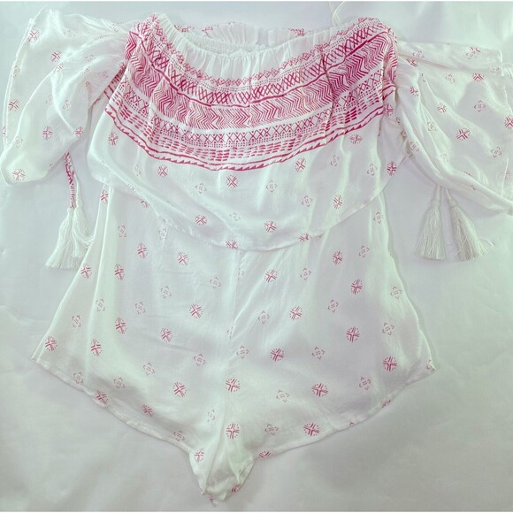 Elan Romper Off Shoulder White & Red Short Sleeves w Tassels Size M Rayon - Picture 3 of 7